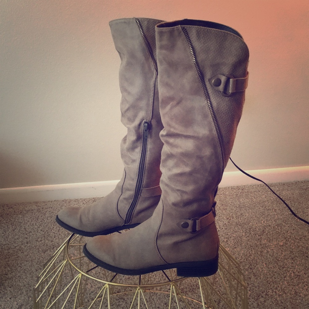 White mountain riding boots